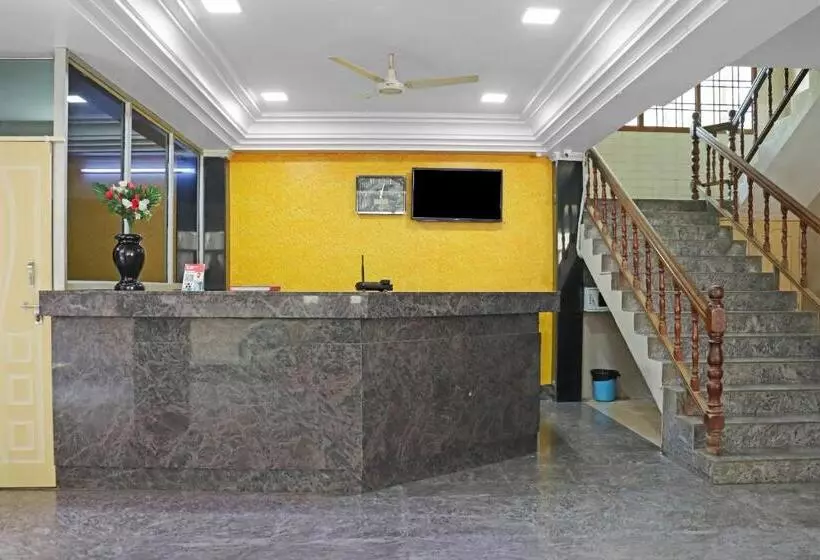 Hotelli Oyo Flagship Venus Lodge