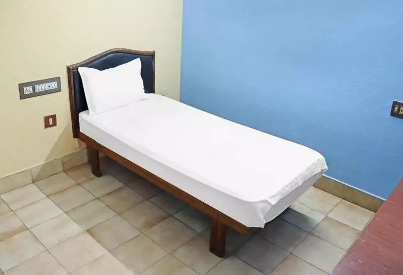 Hotelli Oyo Flagship Venus Lodge