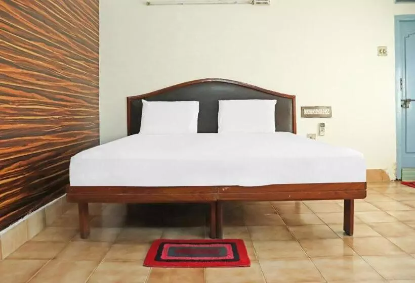 Hotelli Oyo Flagship Venus Lodge
