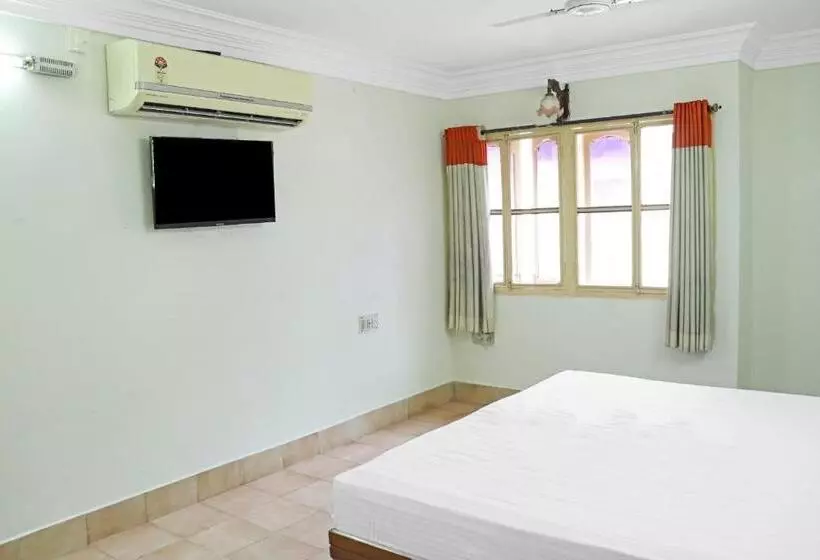 Hotelli Oyo Flagship Venus Lodge