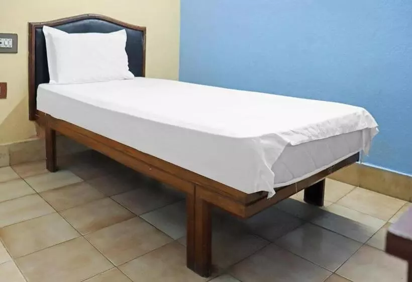 Hotelli Oyo Flagship Venus Lodge