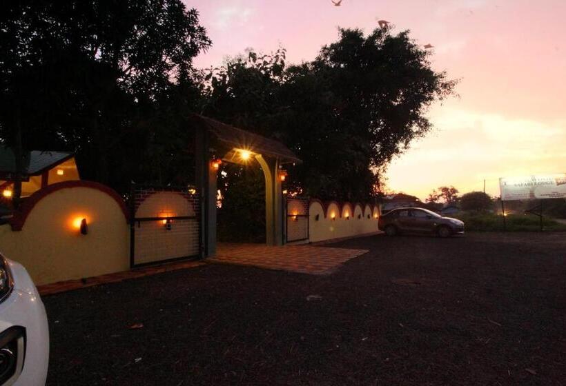 酒店 Saalwood Safari Lodge