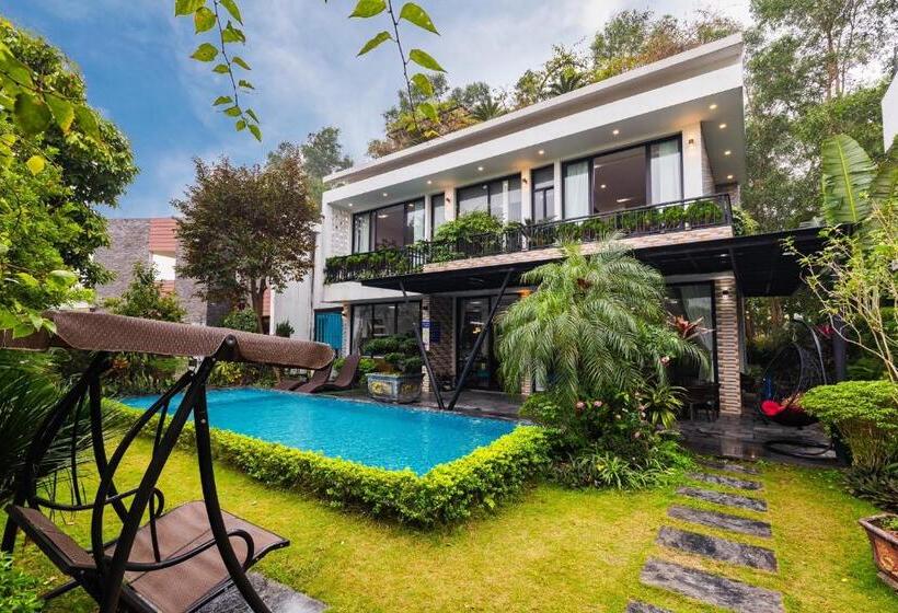 هتل Tico Villa   Villa đại Lải