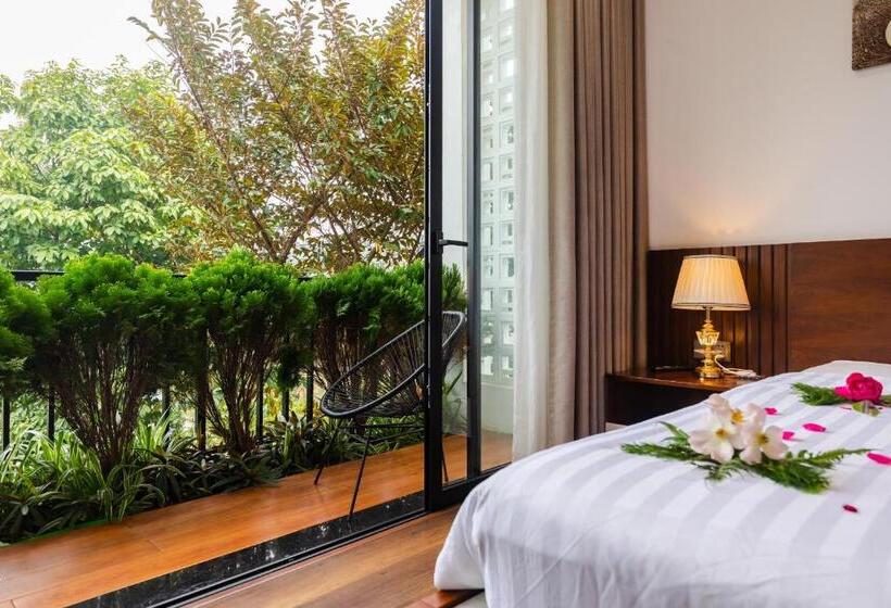 هتل Tico Villa   Villa đại Lải