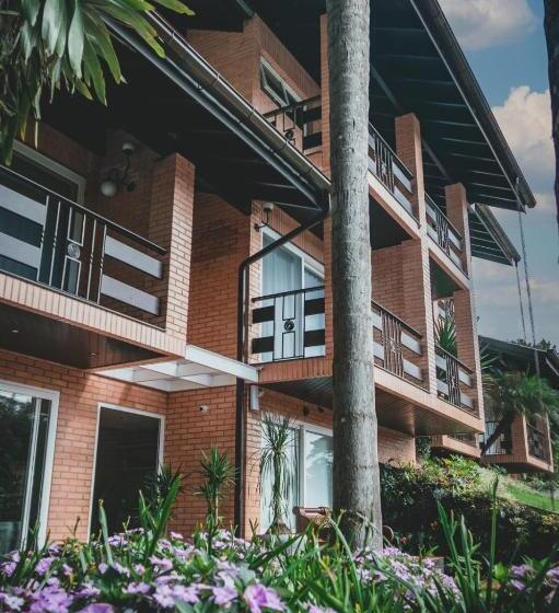 فندق Village Du Lac