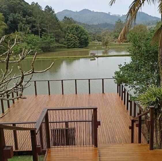 فندق Village Du Lac