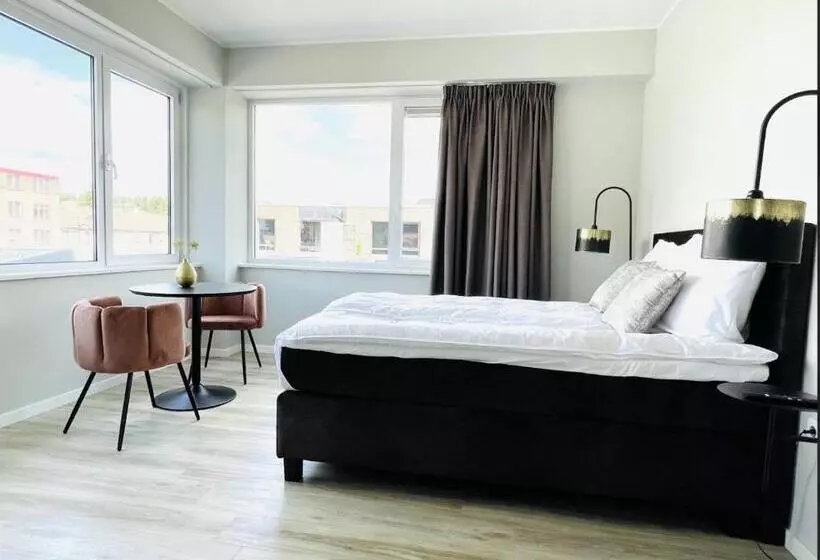 24 Single Bed Accommodation