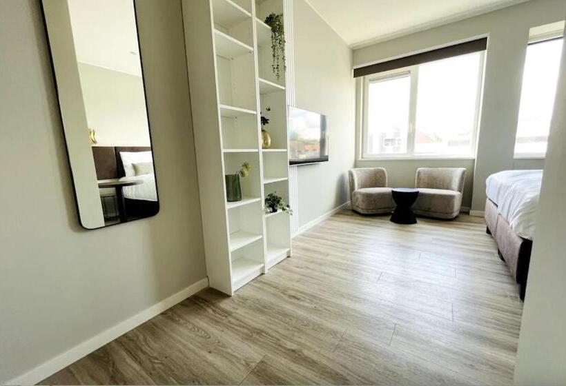 24 Single Bed Accommodation