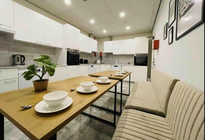 24 Single Bed Accommodation