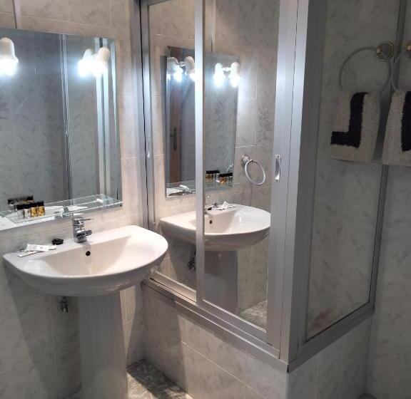 פנסיון Hostal Restaurante El Labrador