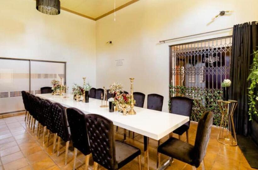 Pension Ishoba Retreat