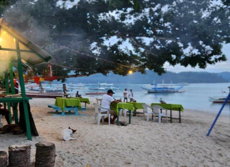 פנסיון Itaytay Inn