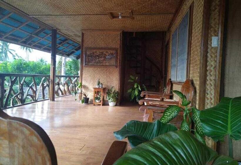 פנסיון Itaytay Inn