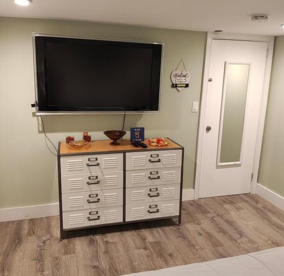 פנסיון Jd Cozynest Llc