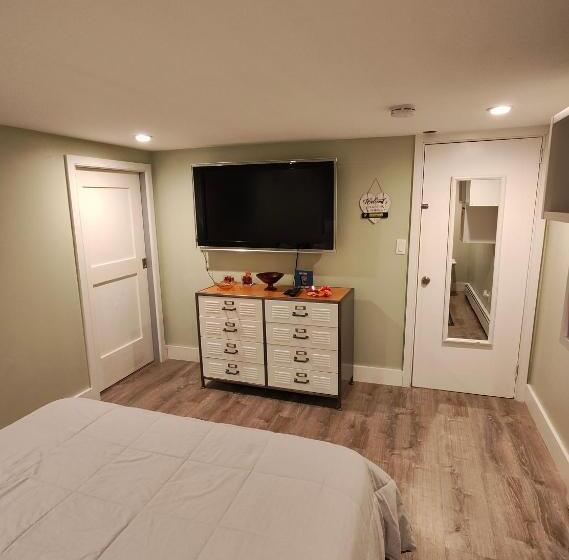 פנסיון Jd Cozynest Llc