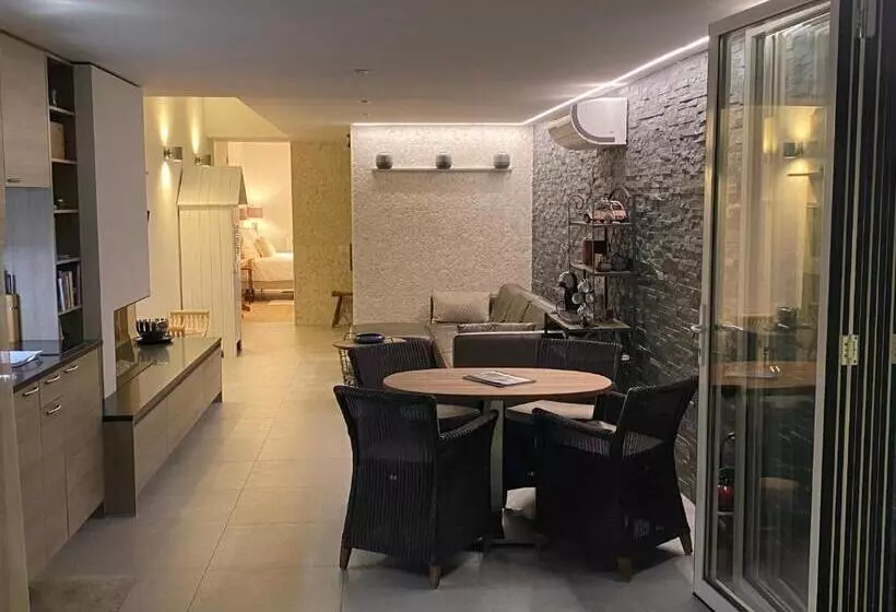 Majatalo Miranius Rey