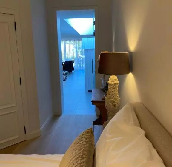 Majatalo Miranius Rey