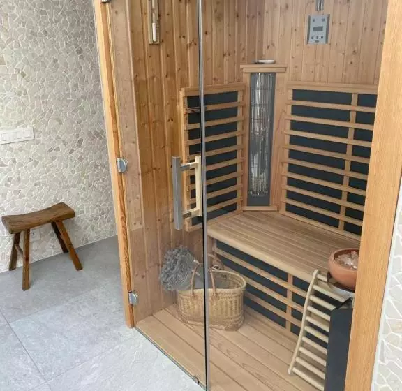 Majatalo Miranius Rey