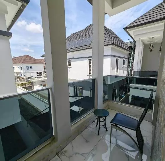 پانسیون Nj Apartments