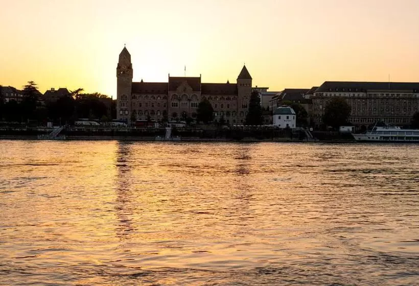 Yokolou   Design Apartments