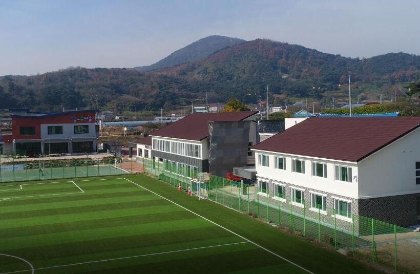 فندق صغير Buan Goodvill