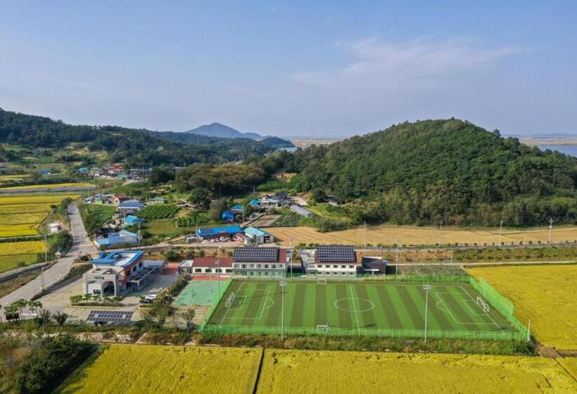 فندق صغير Buan Goodvill