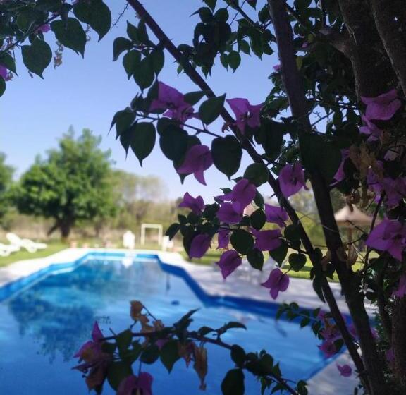 הוסטל Posada En Las Tapias Translasierras