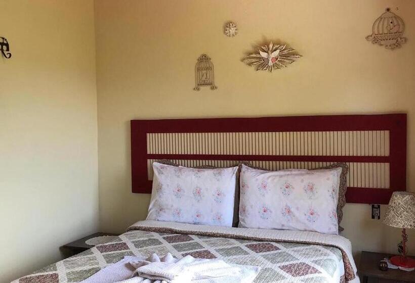 ユースホステル Pousada Querubins