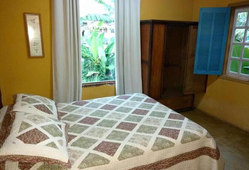 ユースホステル Pousada Querubins