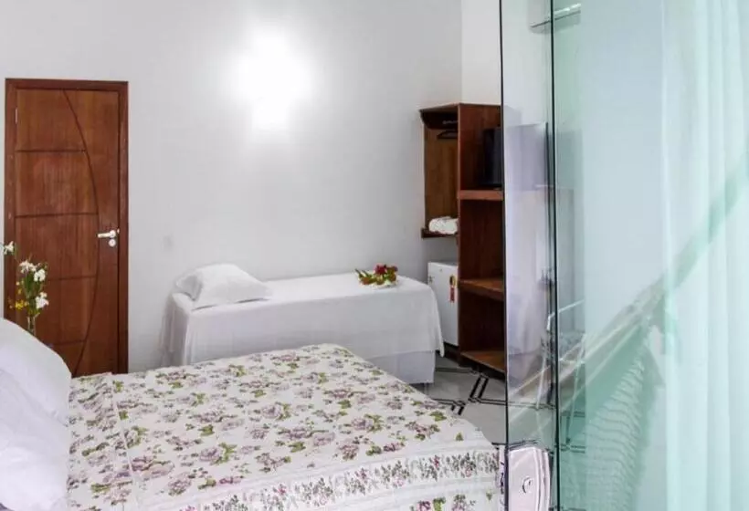 ユースホステル Restaurante & Pousada Almescla