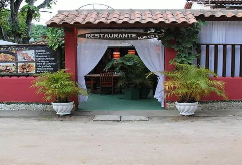 ユースホステル Restaurante & Pousada Almescla