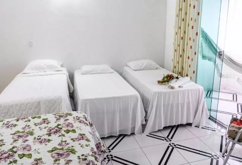 ユースホステル Restaurante & Pousada Almescla