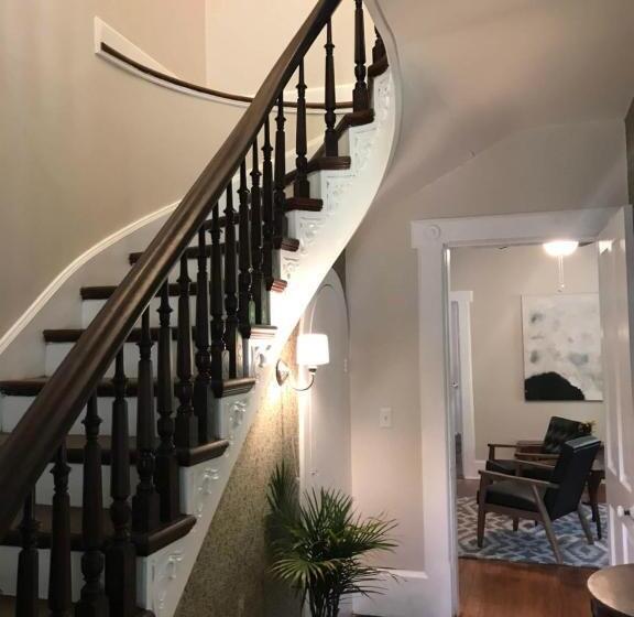 ベッドアンドブレックファースト The Rogan House