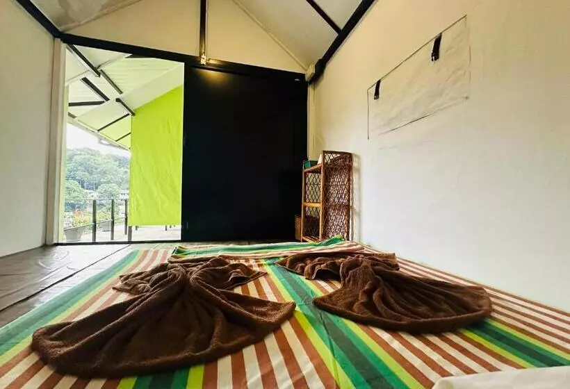 Aamiaismajoitus (B&B) The Sky Tents