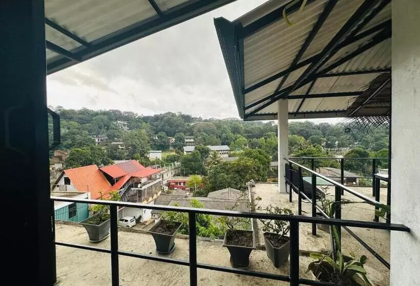 Aamiaismajoitus (B&B) The Sky Tents