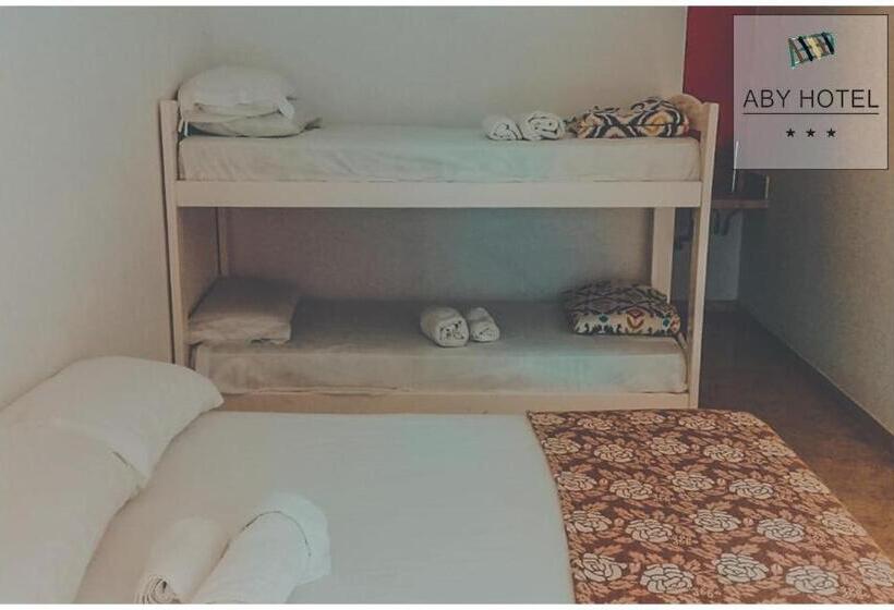 בית מלון כפרי Aby