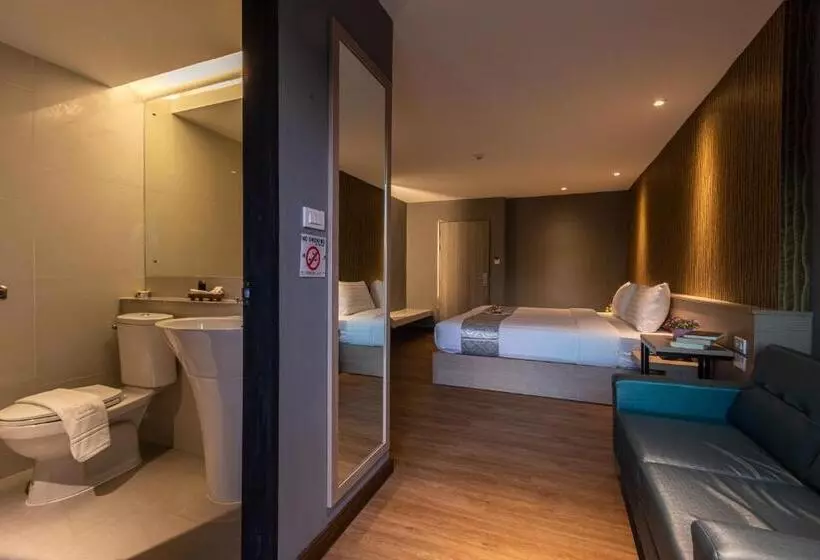 Hotelli Atrium Suvarnabhumi