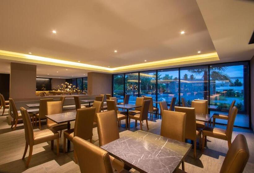 Hotel Atrium Suvarnabhumi