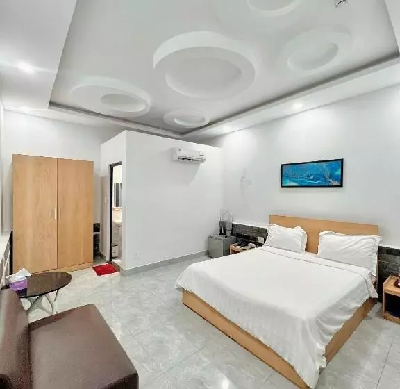 هتل Khách Sạn Khang điền 2