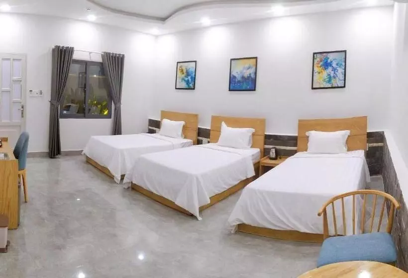 هتل Khách Sạn Khang điền 2