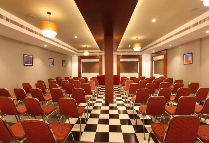 Hotelli National Park Residency