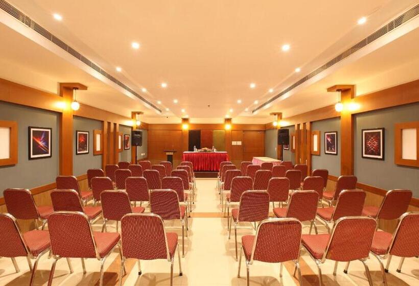 בית מלון כפרי National Park Residency