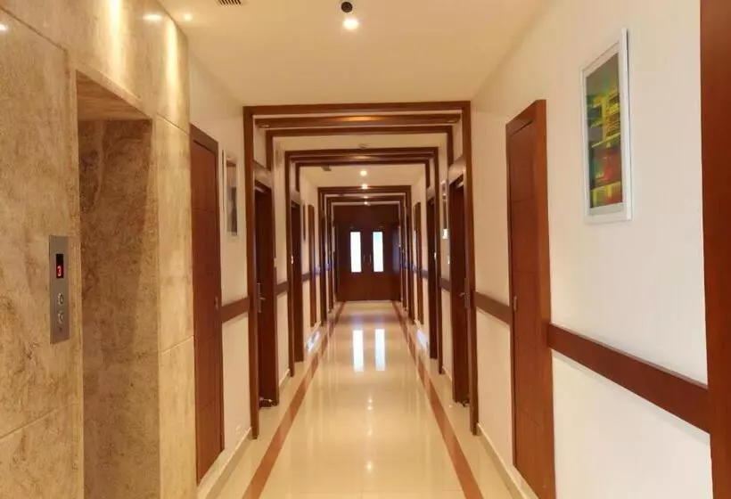 Hotelli National Park Residency