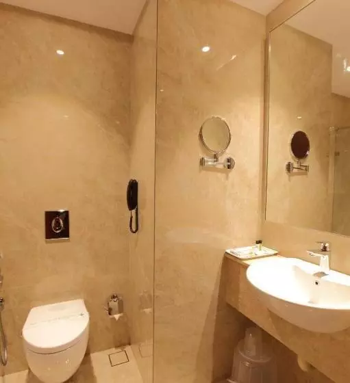 Hotelli National Park Residency