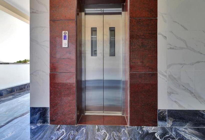 Hotel Oyo Flagship Green Park Residency