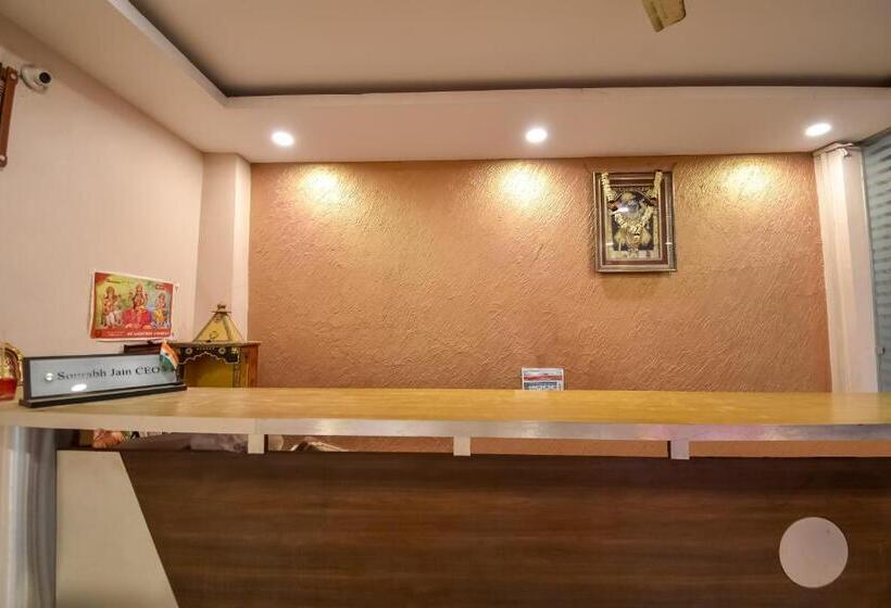 Szálloda Oyo Tulshi Residency