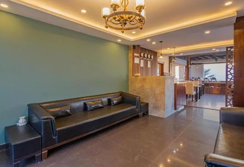 ホテル Treebo The Northern Retreat Resort With Mountain View