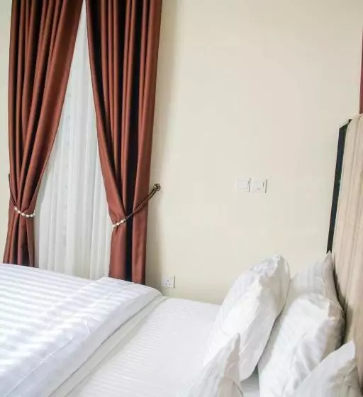 Ocean Park Hotel,lekki Phase 1