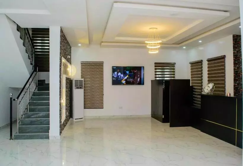 Ocean Park Hotel,lekki Phase 1