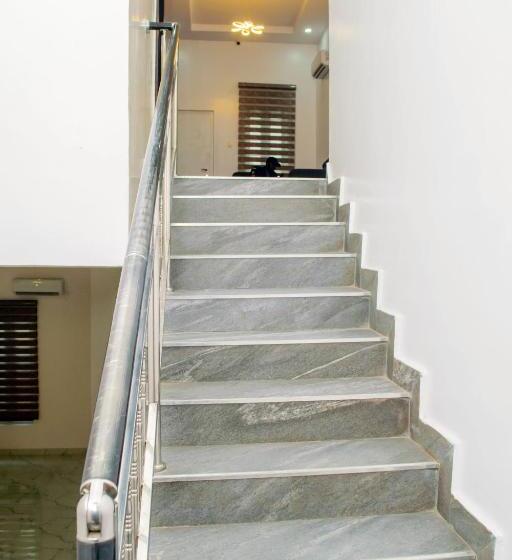 Ocean Park Hotel,lekki Phase 1